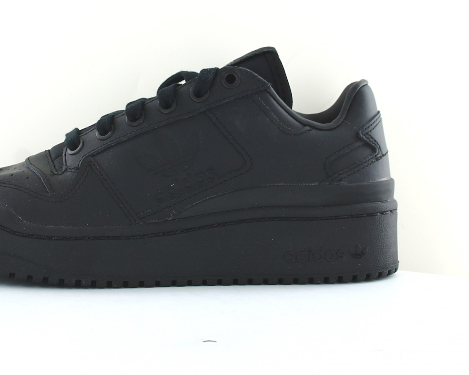 découvrez le forum noir, votre plateforme d'échanges dédiée aux discussions captivantes sur des sujets variés. rejoignez une communauté passionnée pour partager idées, opinions et réflexions dans un espace respectueux et stimulant.