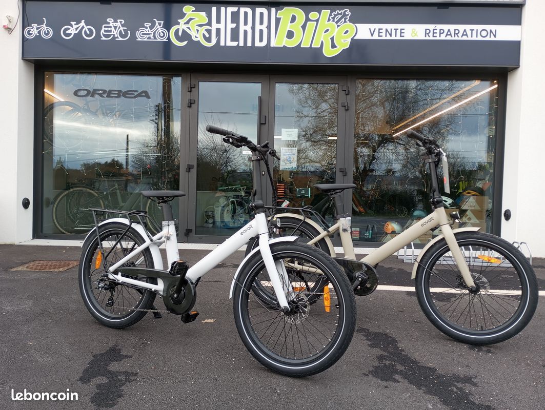 explorez notre forum dédié aux vélos électriques, échangez des conseils, partagez vos expériences et découvrez les dernières innovations du secteur. rejoignez une communauté passionnée de cyclistes et trouvez des réponses à toutes vos questions sur les modèles, l'entretien et les itinéraires adaptés aux vélos électriques.