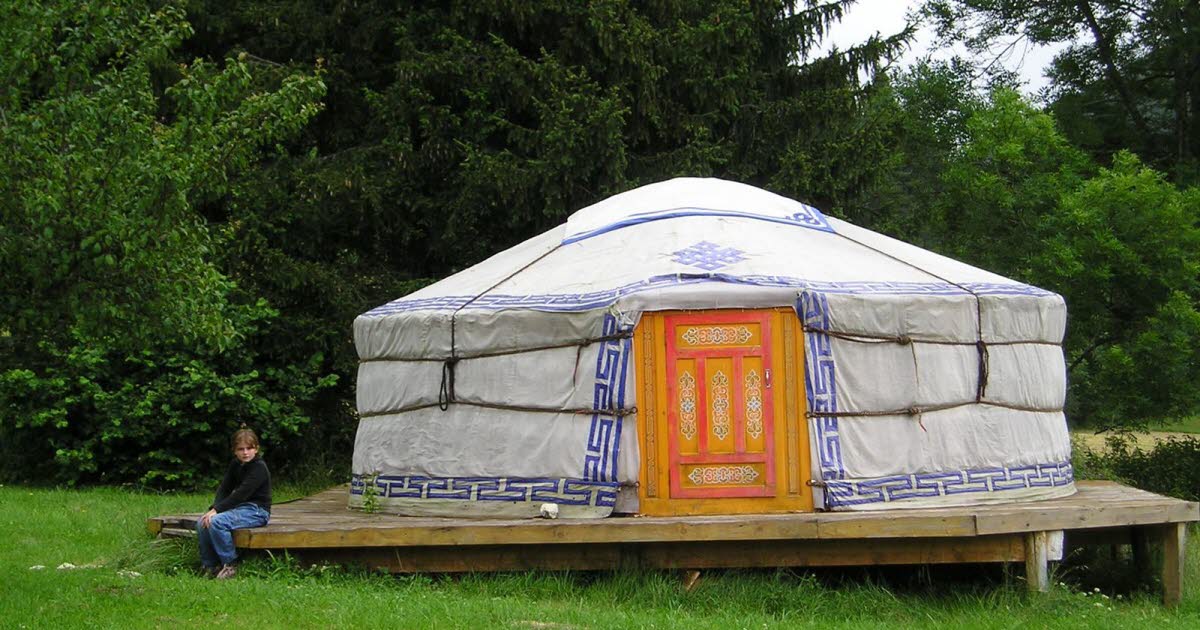 découvrez le forum yourte, un espace d'échange dédié à la passion des yourtes. partagez vos expériences, posez vos questions et explorez les différents aspects de la vie en yourte avec une communauté de passionnés. rejoignez-nous pour discuter de construction, d'aménagement et de mode de vie alternatif dans une ambiance conviviale !