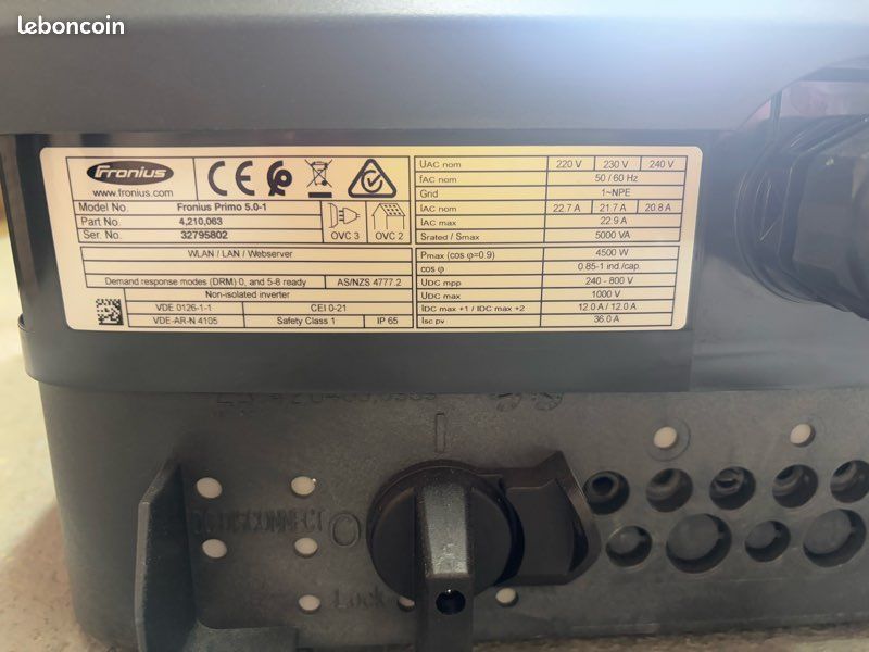 découvrez le fronius primo 5.0, un onduleur solaire puissant et efficace, idéal pour optimiser votre système photovoltaïque. avec ses technologies innovantes et sa facilité d'installation, il garantit un rendement optimal tout en réduisant votre empreinte carbone. optez pour une énergie renouvelable fiable avec le fronius primo 5.0.