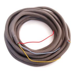 découvrez la gaine 50 chez castorama, idéale pour protéger vos câbles tout en assurant une installation soignée et sécurisée. parcourez notre sélection pour trouver la solution parfaite pour vos projets électriques.