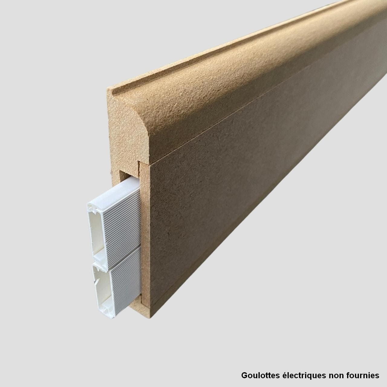 découvrez notre goulotte électrique en  sable, idéale pour organiser et protéger vos câbles tout en ajoutant une touche esthétique à vos espaces. parfaite pour les bureaux, les ateliers ou les environnements industriels, elle garantit une installation sécurisée et discrète. optez pour une gestion de câbles efficace et un style moderne avec notre goulotte électrique.