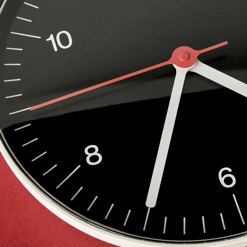 découvrez notre sélection d'horloges élégantes et fonctionnelles. que ce soit pour décorer votre intérieur ou pour vous aider à gérer votre temps, nos horloges allient style et précision. trouvez l'horloge parfaite pour chaque pièce de votre maison.