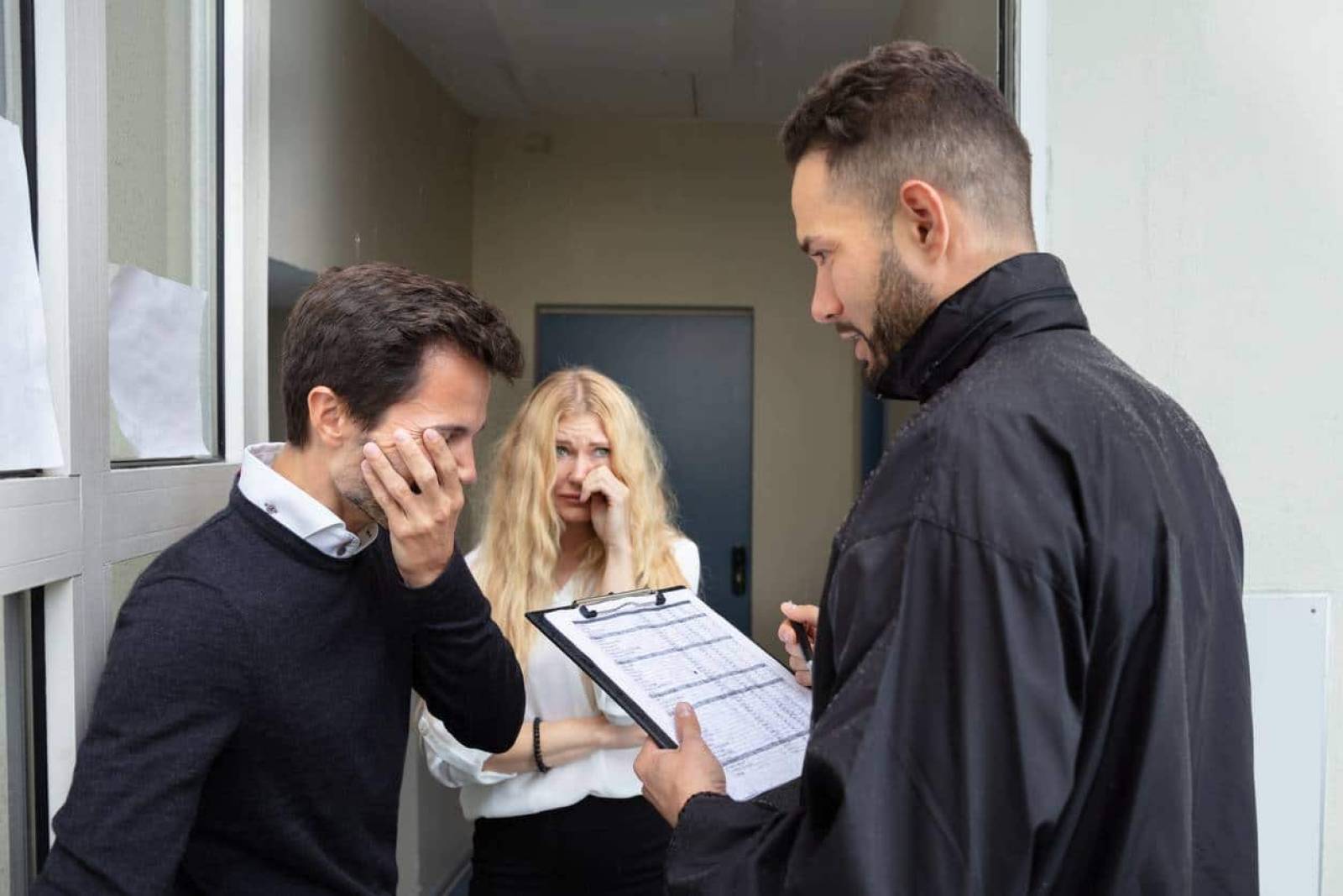 découvrez les services d'un huissier de justice : rédaction d'actes, constatations, recouvrement de créances, et conseils juridiques. bénéficiez d'une expertise professionnelle pour résoudre vos litiges en toute sérénité.