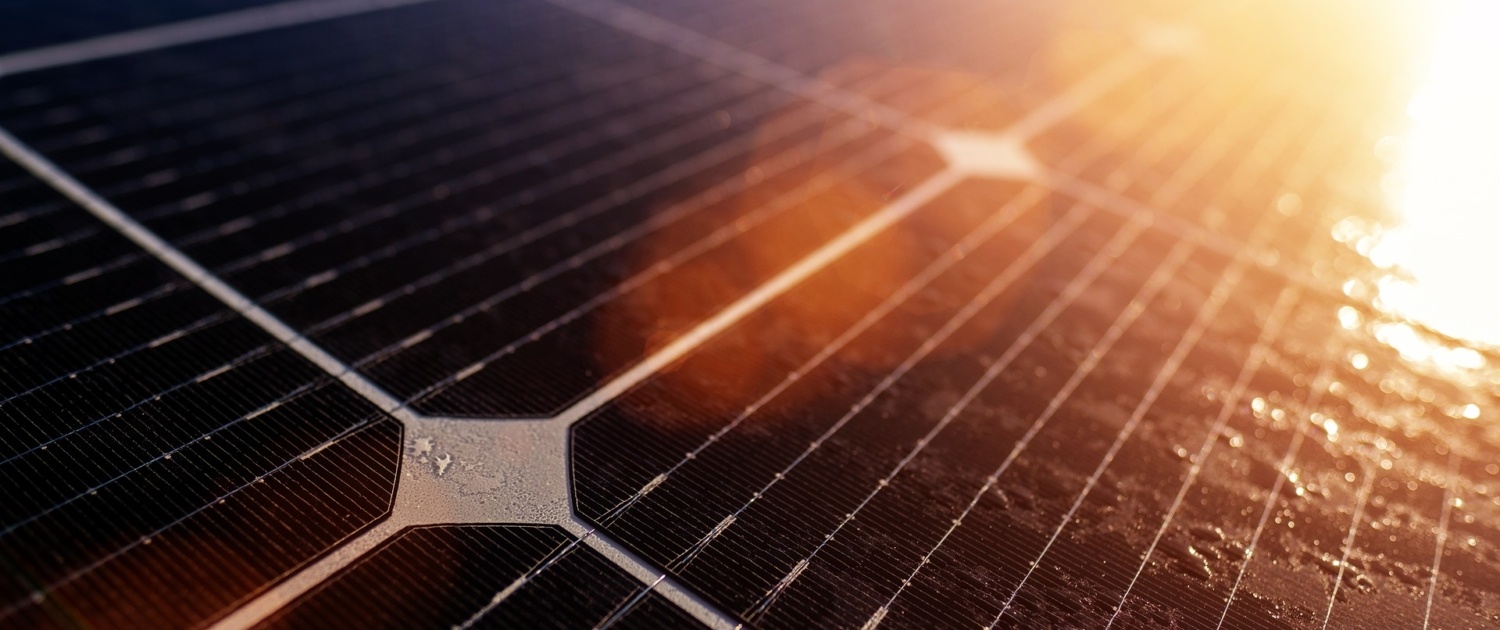 découvrez l'impact économique significatif de l'énergie solaire sur les marchés locaux et globaux. explorez comment cette source d'énergie renouvelable favorise la création d'emplois, réduit les coûts énergétiques et stimule l'innovation dans le secteur. engagez-vous dans une transition énergétique durable qui profite à l'économie et à l'environnement.
