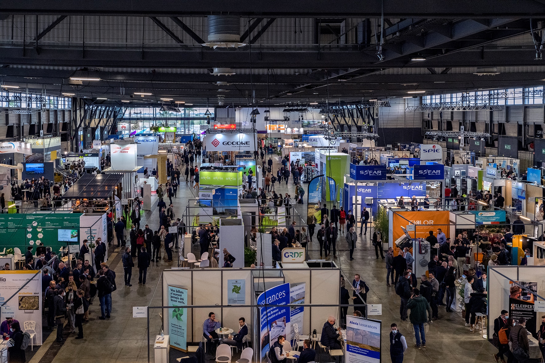 découvrez les dernières innovations en matière de stockage d'énergie lors de nos forums spécialisés. échangez des idées, explorez des technologies de pointe et connectez-vous avec des experts du secteur pour transformer l'avenir de l'énergie.