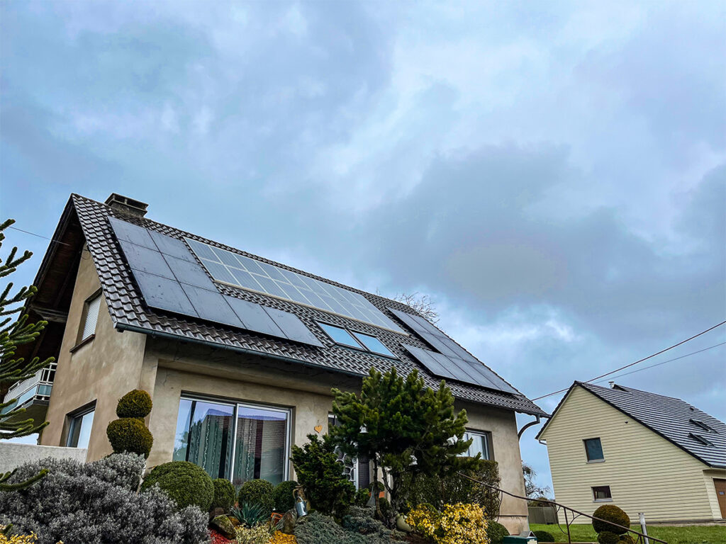 découvrez les services d'un installateur photovoltaïque en alsace, spécialisé dans l'installation de panneaux solaires pour optimiser votre consommation d'énergie et réduire vos factures. bénéficiez d'expertise locale et de solutions personnalisées pour une transition énergétique réussie.