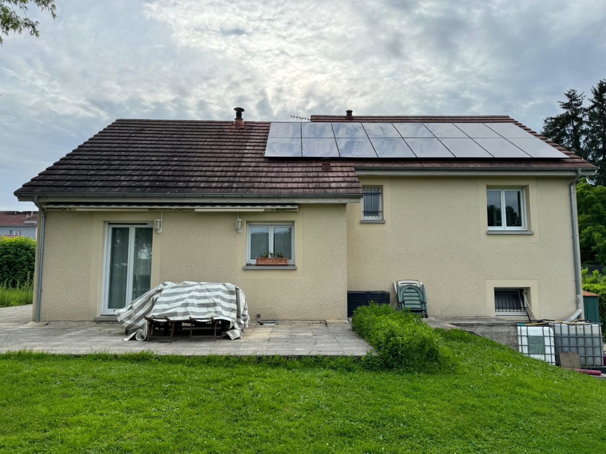 découvrez notre service d'installation photovoltaïque de 3 kwc, idéal pour réduire vos factures d'énergie et contribuer à la transition énergétique. profitez d'une solution durable et rentable pour produire votre propre électricité solaire.