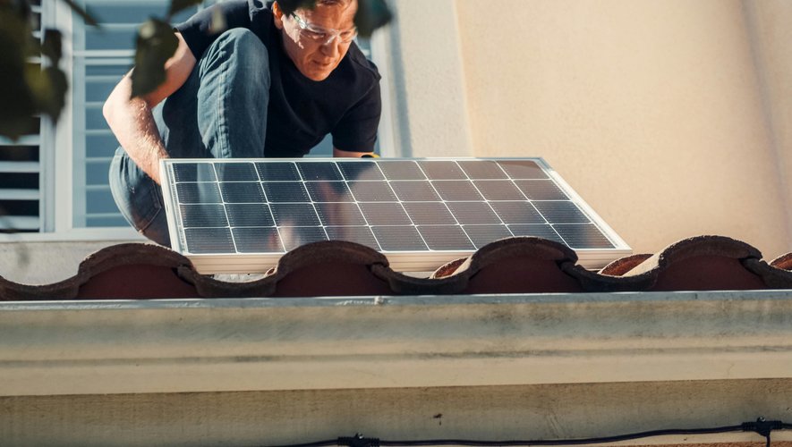 découvrez notre kit solaire chinois, une solution énergétique performante et abordable pour alimenter vos appareils tout en préservant l'environnement. idéal pour un usage domestique ou en extérieur, ce kit facile à installer vous permet de profiter des bienfaits de l'énergie solaire.