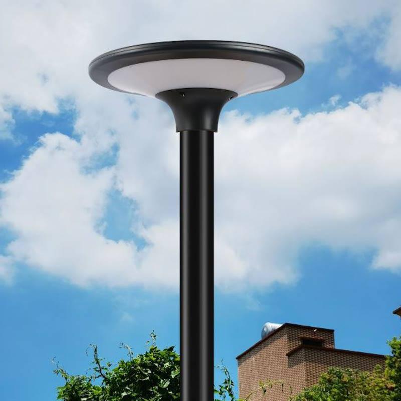 découvrez notre sélection de lampes solaires, idéales pour illuminer votre jardin tout en respectant l'environnement. profitez d'une lumière douce et chaleureuse grâce à des panneaux solaires efficaces, faciles à installer et économiques. parfaites pour créer une ambiance cosy lors de vos soirées en extérieur !