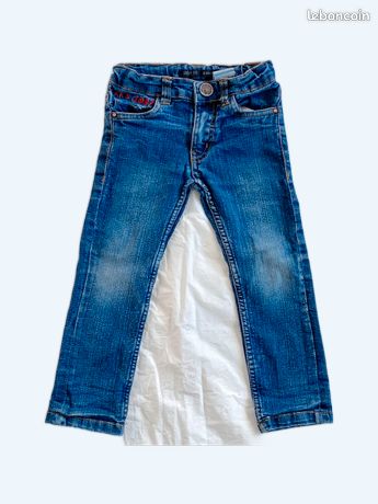 découvrez leboncoin auvergne, votre plateforme idéale pour acheter et vendre des biens dans la magnifique région d'auvergne. explorez une large sélection de petites annonces, allant des véhicules aux articles de maison, en passant par les offres d'emploi et les services, tout en profitant des atouts locaux.