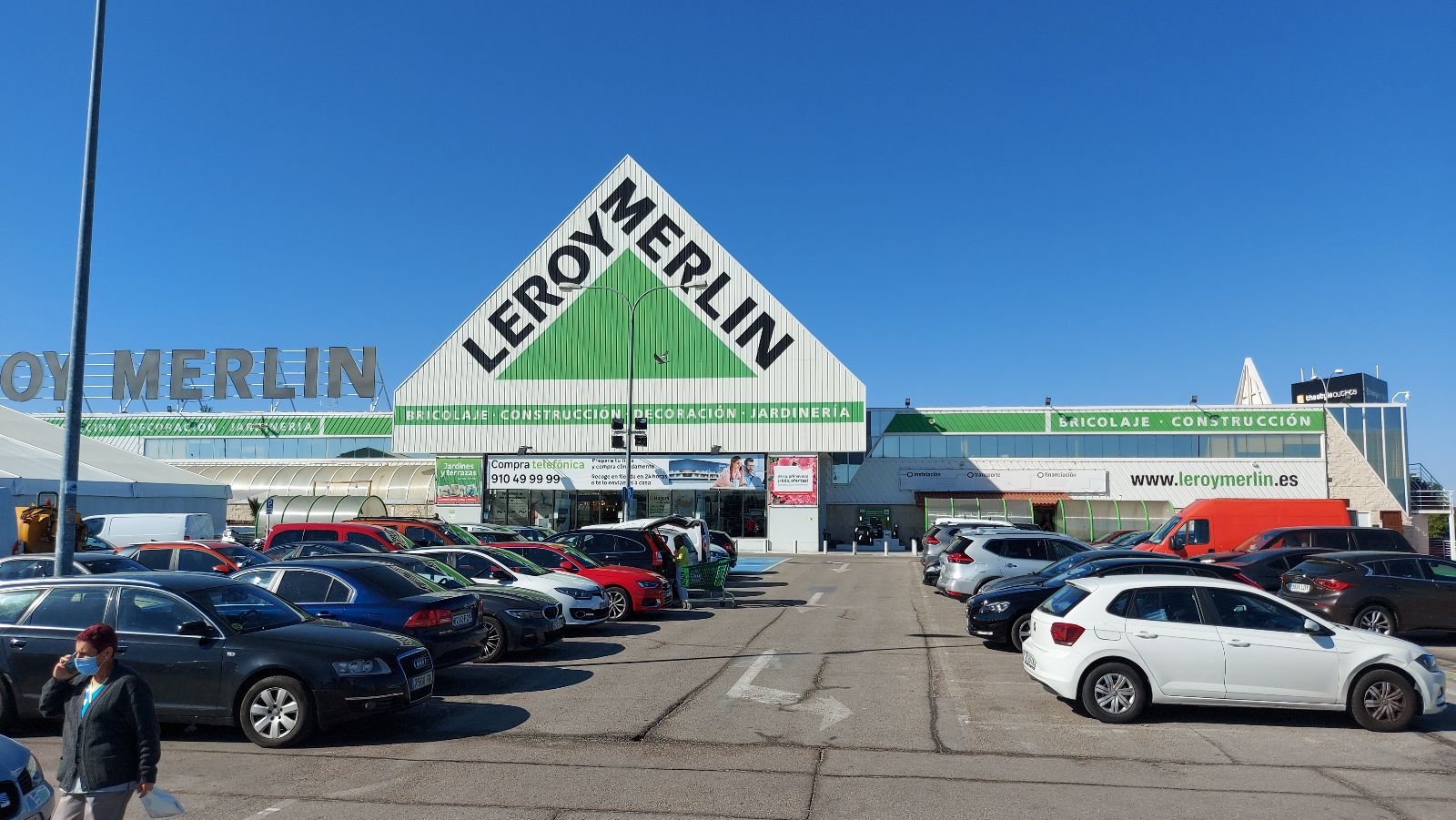 découvrez leroy merlin san sebastián, votre destination idéale pour tous vos projets de bricolage et de rénovation. bénéficiez d'un large choix de matériaux, d'outils et de conseils d'experts pour transformer votre espace de vie. visitez-nous dès aujourd'hui et donnez vie à vos idées !