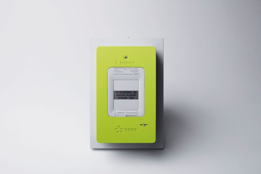 découvrez linky, le compteur connecté qui révolutionne votre manière de consommer l'électricité. profitez d'une gestion simplifiée de votre consommation énergétique et d'un accès à des informations en temps réel pour maîtriser votre budget. optez pour une solution moderne et efficace au service de votre confort !