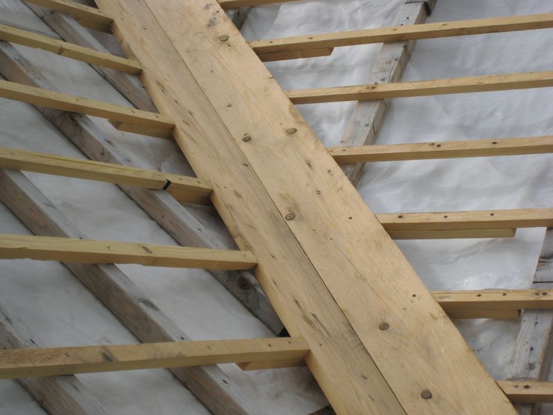 découvrez notre gamme de liteaux, des éléments essentiels pour vos projets de construction et de rénovation. offrant à la fois solidité et esthétisme, nos liteaux s'adaptent à tous vos besoins. idéals pour la finition des toitures ou le soutien des structures, choisissez la qualité et la durabilité.