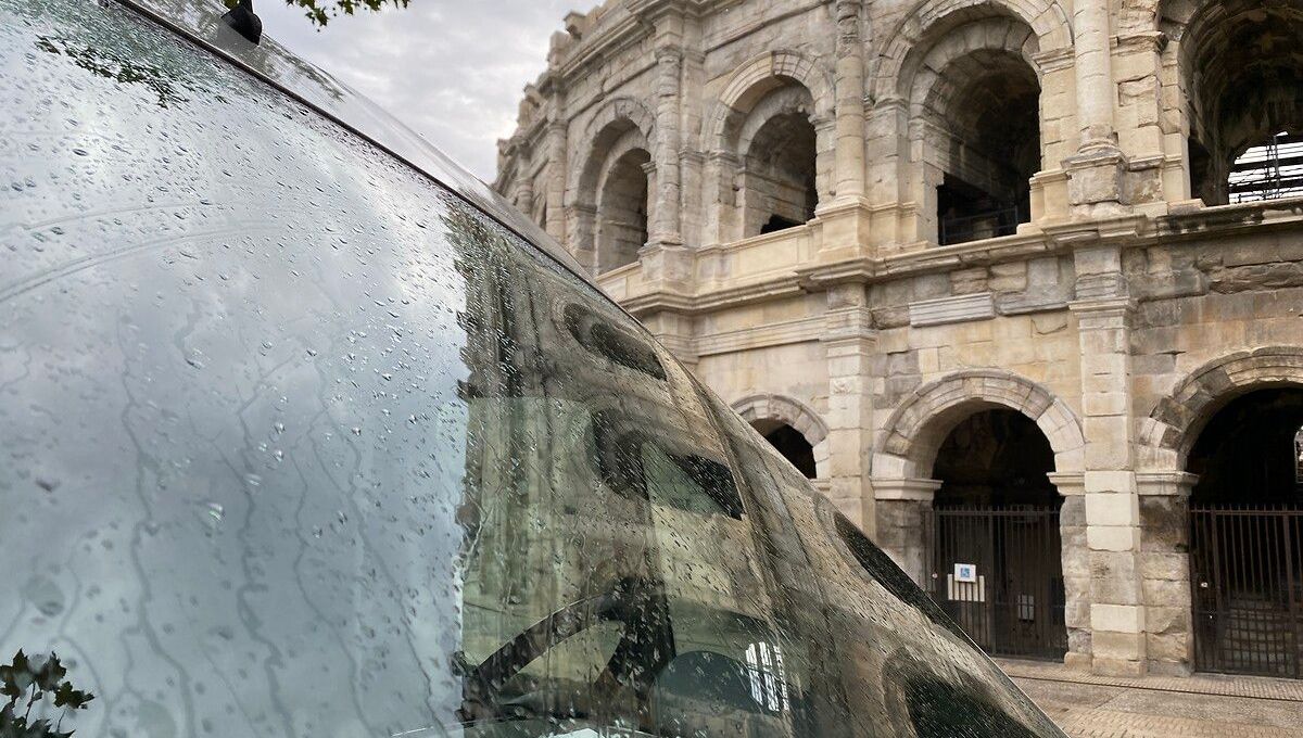 découvrez la météo à nîmes : prévisions complètes, températures, ensoleillement et conditions climatiques pour planifier vos activités. restez informé des évolutions météorologiques dans cette belle ville du sud de la france.