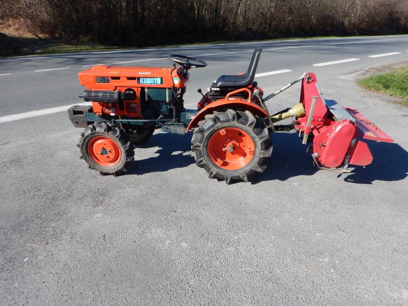 découvrez notre sélection de micro tracteurs d'occasion en bretagne, idéaux pour vos travaux de jardinage et d'agriculture. profitez de prix compétitifs et de modèles fiables pour optimiser vos opérations en toute simplicité.