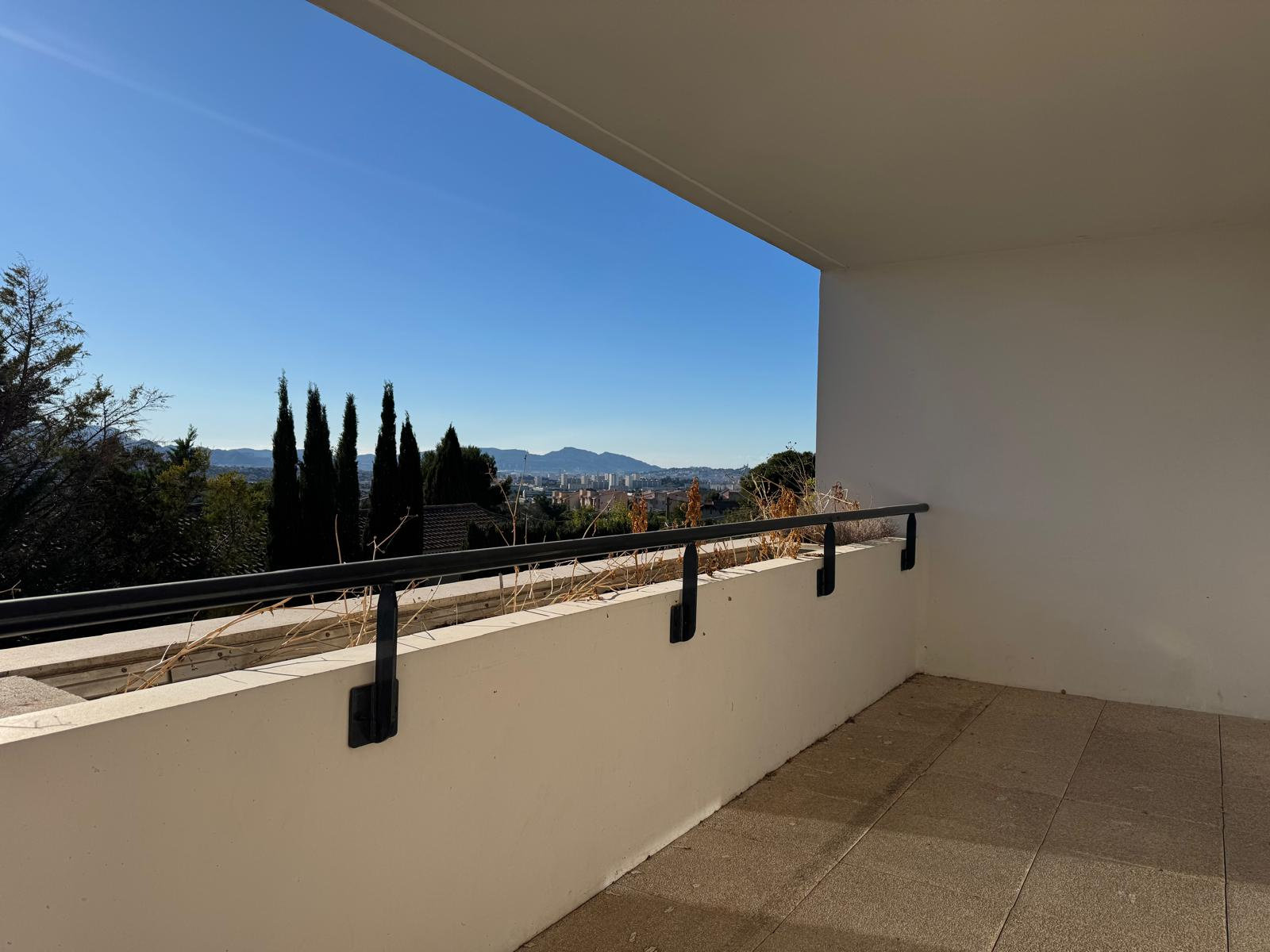 découvrez o2 saint-mitre, votre solution de services à la personne en provence. profitez d'une large gamme de prestations de qualité pour faciliter votre quotidien, que ce soit avec du ménage, de la garde d'enfants ou de l'aide aux personnes âgées. faites confiance à notre équipe professionnelle et dévouée.