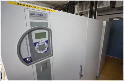 découvrez les onduleurs ovh, des solutions fiables et performantes pour protéger vos équipements électroniques des coupures de courant et des surtensions. assurez la continuité de vos opérations avec notre gamme d'onduleurs adaptés à tous vos besoins.