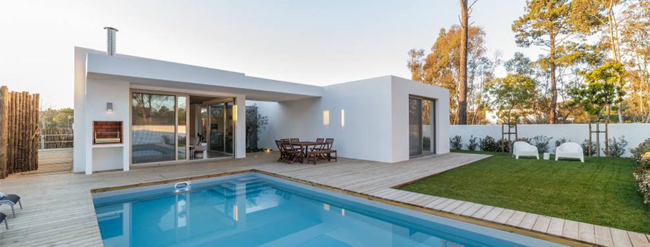 découvrez comment optimiser l'orientation de votre maison pour améliorer votre confort et votre bien-être. apprenez les meilleures pratiques pour profiter de la lumière naturelle, réduire vos factures d'énergie et créer un environnement agréable au quotidien.