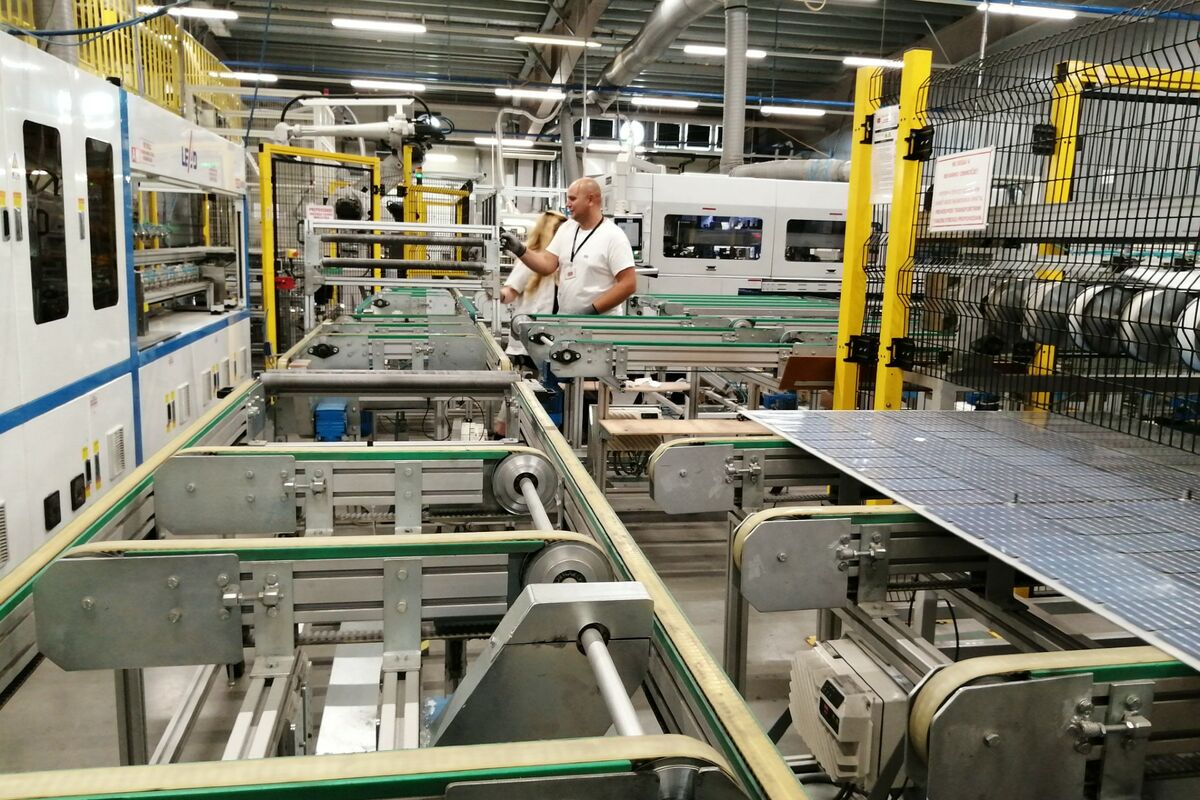 découvrez oscar solaire, votre expert en solutions d'énergie solaire. profitez d'offres compétitives sur des panneaux solaires de haute qualité pour réduire votre facture d'électricité et faire un geste pour l'environnement.