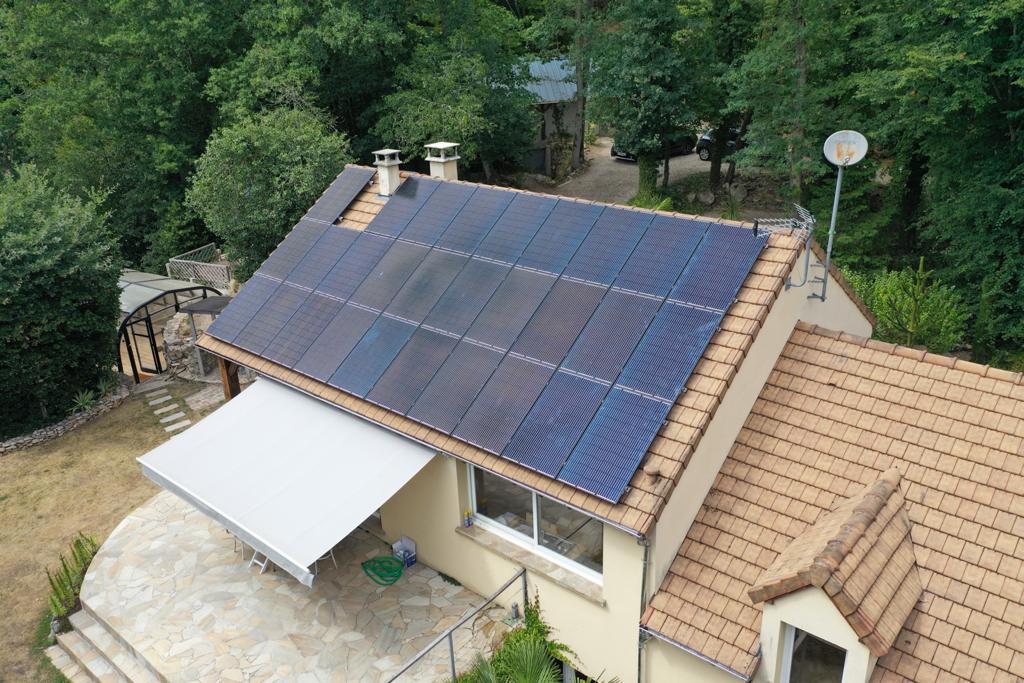 découvrez les avantages d'un panneau solaire de 9 kwc pour générer une énergie renouvelable et économiser sur vos factures d'électricité. idéal pour les grandes habitations et les familles, ce système performant vous permet de réduire votre empreinte carbone tout en profitant d'une énergie durable et respectueuse de l'environnement.