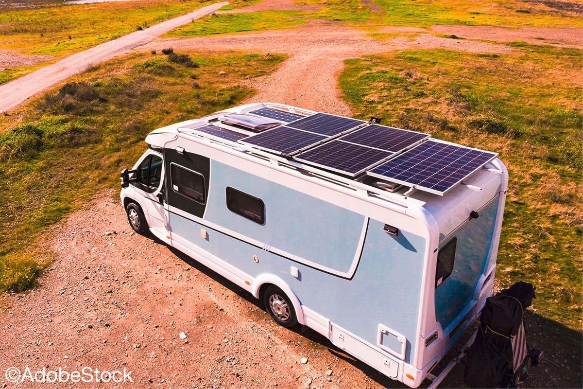 découvrez les avantages des panneaux solaires pour camping-car ! profitez d'une autonomie énergétique lors de vos voyages tout en respectant l'environnement. idéal pour recharger vos appareils et alimenter vos équipements, le panneau solaire est l'accessoire indispensable pour tous les passionnés de camping et de nature.