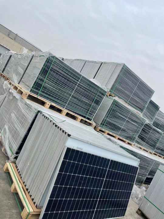 découvrez notre sélection de panneaux solaires d'occasion, idéals pour une installation écologique et économique. profitez d'une énergie renouvelable à prix réduit tout en contribuant à la protection de l'environnement. qualité garantie pour une performance optimale.