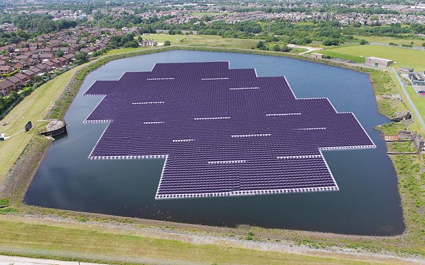 découvrez les avantages des panneaux solaires flottants, une solution innovante pour maximiser l'énergie solaire tout en préservant les ressources terrestres. idéals pour les lacs et réservoirs, ces systèmes écologiques contribuent à la durabilité et à l'efficacité énergétique.