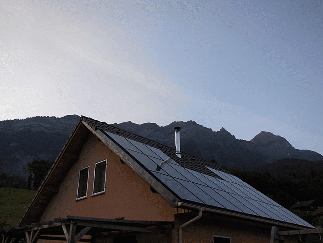 découvrez les meilleures solutions de panneaux solaires à grenoble. profitez d'une énergie renouvelable et économique tout en contribuant à la protection de l'environnement. informez-vous sur les subventions et les avantages d'investir dans l'énergie solaire.
