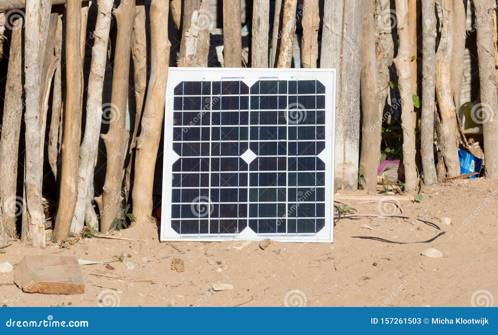 découvrez les avantages des panneaux solaires à madagascar : une solution durable pour une énergie renouvelable, respectueuse de l'environnement. profitez du soleil malgache tout en réduisant vos factures d'électricité et en contribuant à la préservation de la planète.