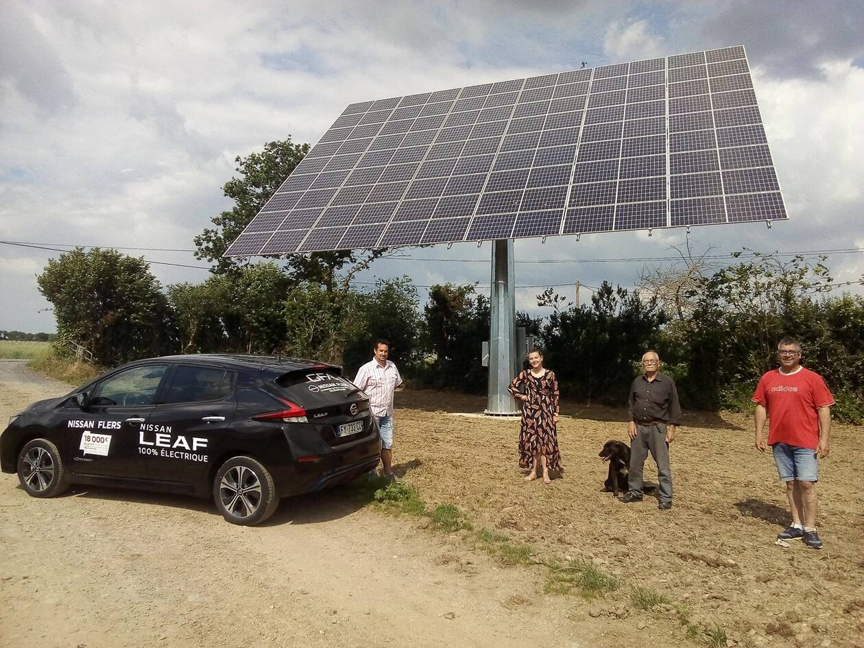 découvrez les avantages des panneaux solaires orientés à l'ouest pour optimiser votre production d'énergie solaire. profitez d'un rendement accru en captant les rayons du soleil pendant l'après-midi et le soir, tout en réduisant votre facture d'électricité. explorez nos conseils pour bien choisir vos panneaux solaires et maximiser leur efficacité.