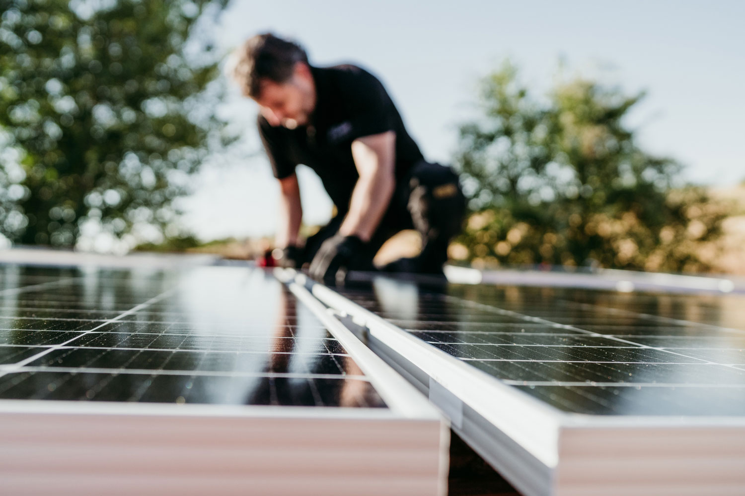 découvrez le panneau solaire virtuel, une solution innovante qui permet de simuler et d'optimiser votre production d'énergie solaire. apprenez comment cet outil numérique peut vous aider à maximiser l'efficacité de votre installation et à réduire vos coûts énergétiques.