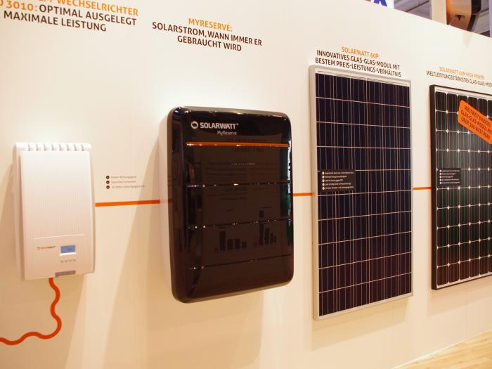 découvrez les panneaux solarwatt, une solution énergétique durable et performante, conçue pour maximiser la production d'électricité à partir de l'énergie solaire. idéaux pour les maisons et les entreprises, nos panneaux offrent une longévité exceptionnelle et des performances optimales, contribuant ainsi à réduire votre empreinte carbone tout en réalisant des économies sur vos factures d'énergie.