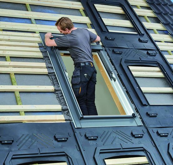 découvrez nos panneaux velux, parfaits pour optimiser la lumière naturelle et l'aération dans votre espace. transformez votre intérieur avec des solutions adaptées à vos besoins et profitez d'un confort inégalé.