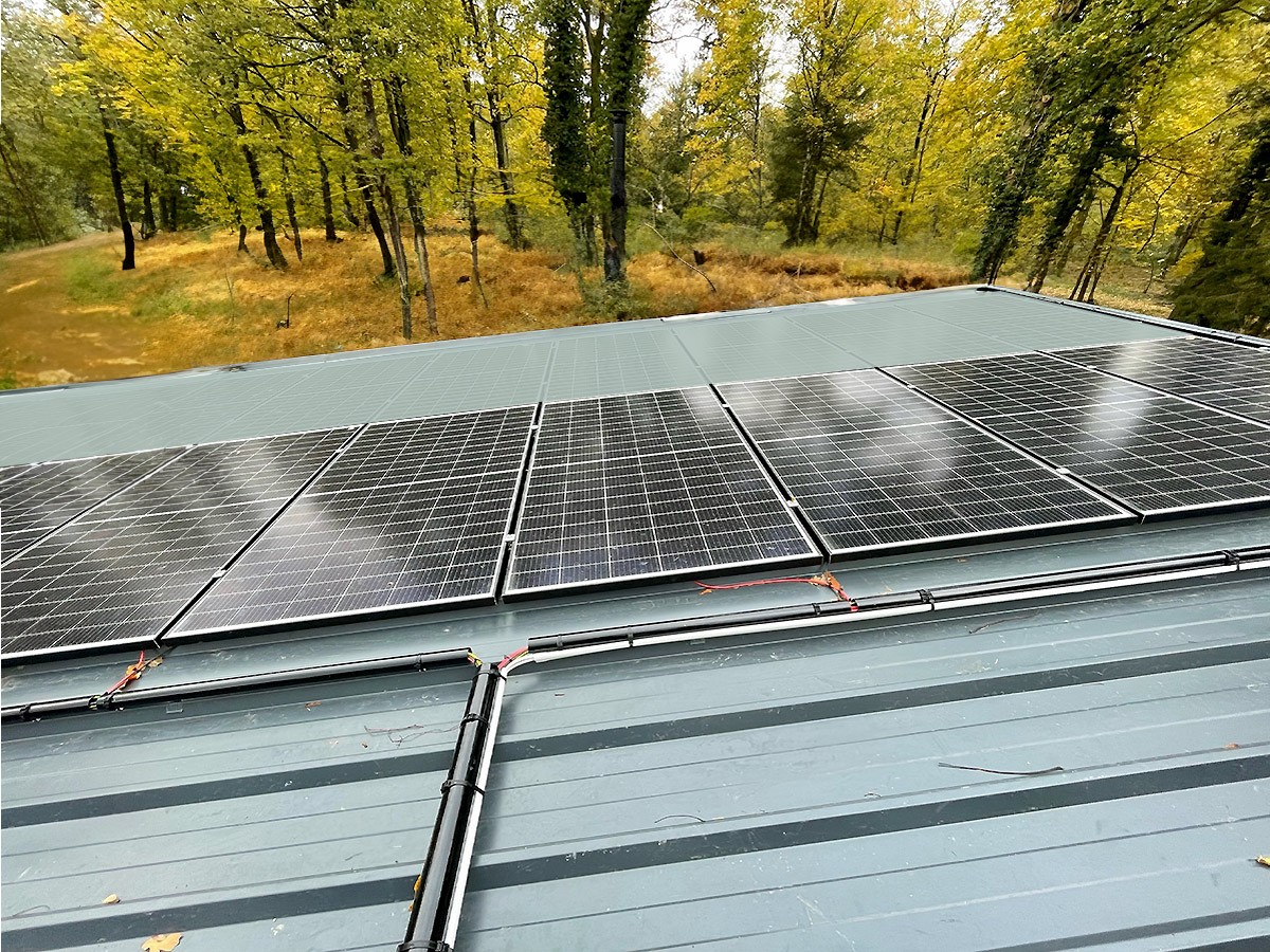 découvrez comment les panneaux photovoltaïques peuvent transformer votre consommation d'énergie en une solution durable et économique. optimisez votre électricité avec des technologies innovantes et profitez des avantages d'une énergie solaire renouvelable.