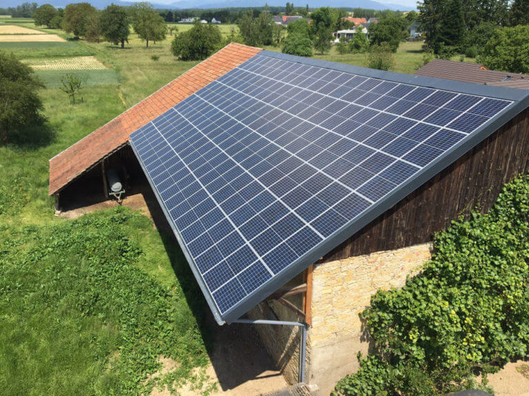 découvrez les avantages des panneaux photovoltaïques en alsace. optez pour une solution d'énergie renouvelable pour réduire votre empreinte carbone et réaliser des économies sur vos factures d'électricité. informez-vous sur les installations, les subventions et les bénéfices à long terme pour votre habitation ou votre entreprise.