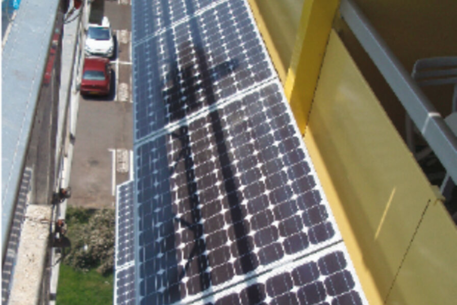 découvrez les avantages des panneaux photovoltaïques en bretagne pour une énergie renouvelable et durable. informez-vous sur les installations, les subventions disponibles et les bénéfices écologiques de l'énergie solaire dans votre région.