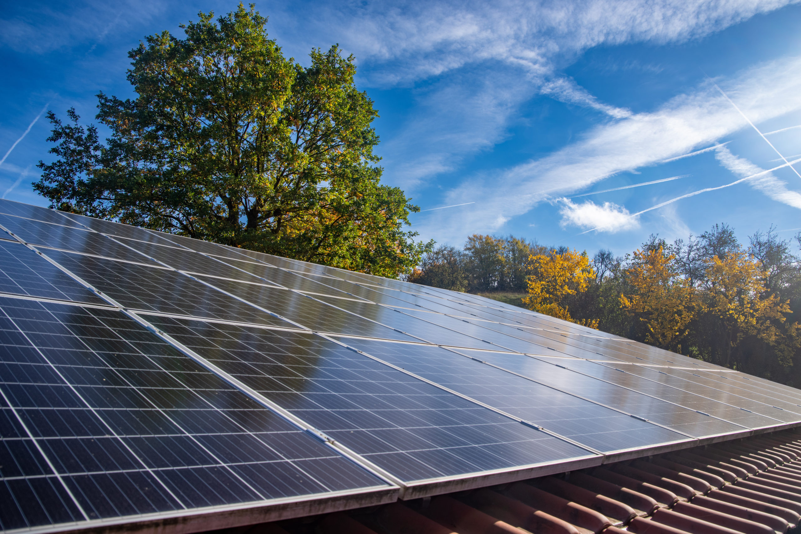 découvrez les avantages des panneaux solaires pour une énergie renouvelable et économique. transformez votre maison en un espace éco-responsable et réduisez vos factures d'électricité grâce à des solutions solaires innovantes.