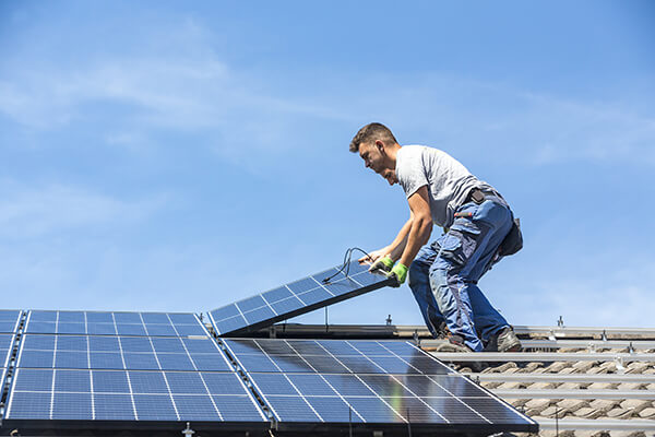 découvrez les avantages des panneaux solaires pour une énergie renouvelable, économique et respectueuse de l'environnement. optimisez votre consommation d'électricité et réduisez votre empreinte carbone grâce à des solutions adaptées à vos besoins.