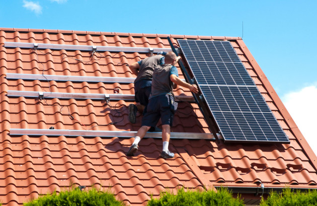 découvrez les avantages des panneaux solaires pour une énergie renouvelable et économique. informez-vous sur les technologies, l'installation et les aides financières disponibles pour profiter pleinement du soleil tout en réduisant votre empreinte carbone.
