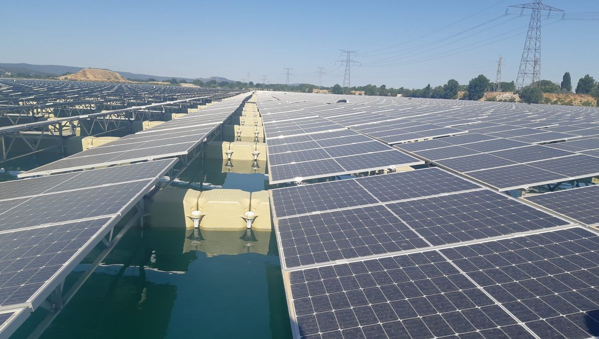 découvrez tout sur les panneaux solaires en france : avantages, aides financières, installations, et technologies innovantes pour une énergie renouvelable et durable. profitez de notre guide complet pour optimiser votre transition énergétique.