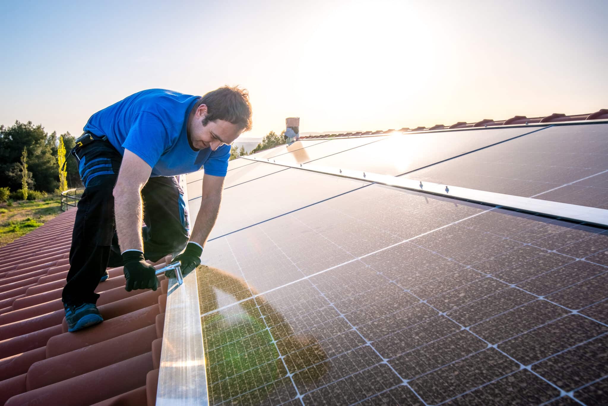 découvrez les meilleures solutions en panneaux solaires à perpignan pour une énergie propre et renouvelable. profitez des économies d'énergie tout en contribuant à la protection de l'environnement. optez pour une installation sur mesure adaptée à vos besoins !