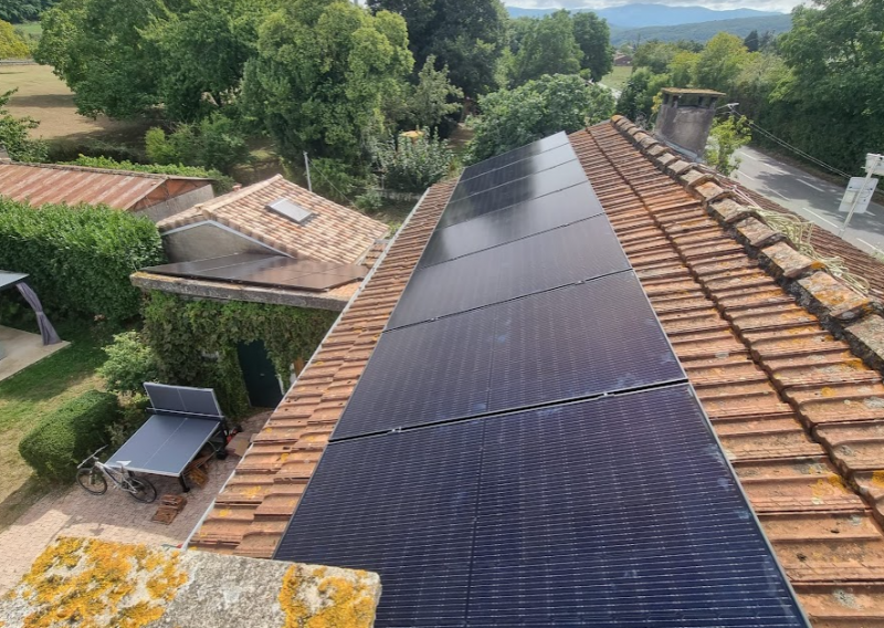 découvrez les panneaux solaredge, une solution innovante et performante pour la production d'énergie solaire. profitez d'une efficacité maximale et d'une gestion intelligente de l'énergie pour réduire vos factures et préserver l'environnement.