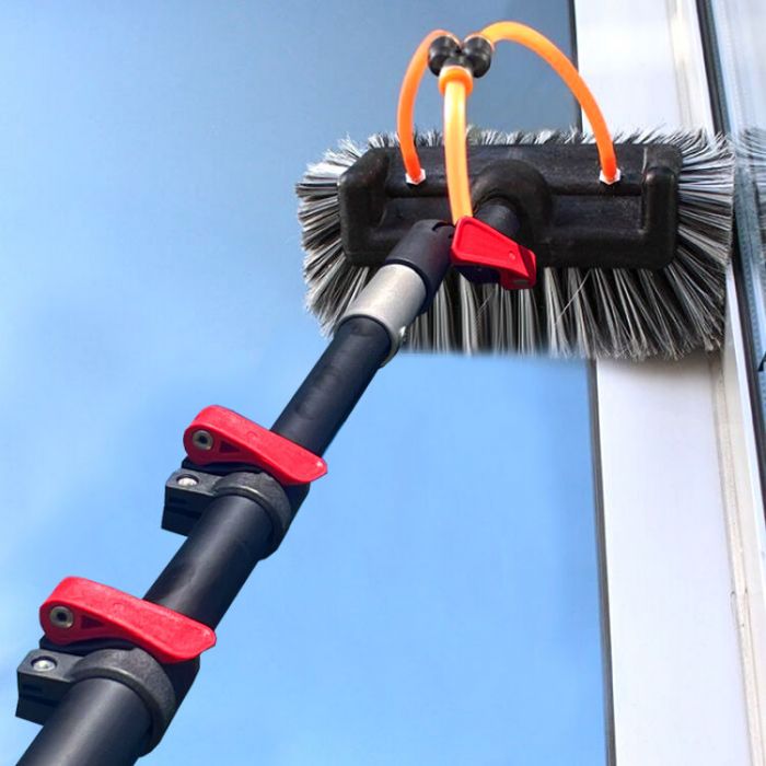 découvrez notre service de nettoyage spécialisé pour panneaux solaires, garantissant un rendement optimal de vos installations. profitez d'une énergie renouvelable plus efficace grâce à notre équipe d'experts. contactez-nous dès aujourd'hui pour un devis gratuit!