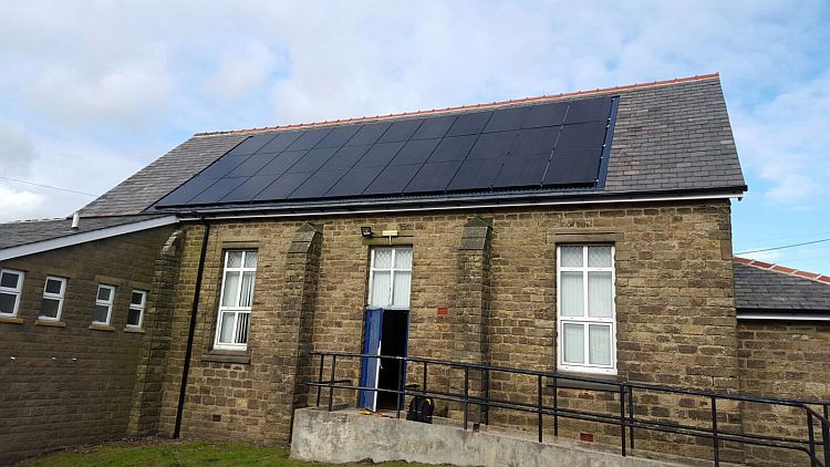 découvrez les performances des systèmes photovoltaïques, leur efficacité énergétique et leur impact sur votre consommation. informez-vous sur les dernières innovations et conseils pour maximiser votre production d'énergie solaire.