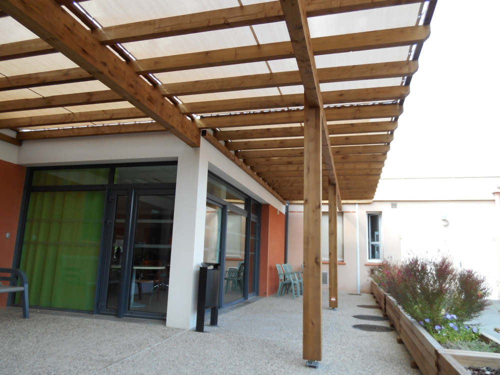 découvrez notre gamme de pergolas élégantes et fonctionnelles. transformez votre espace extérieur en un havre de paix grâce à nos pergolas sur mesure, idéales pour profiter de vos moments en plein air, tout en offrant ombre et protection contre les intempéries.