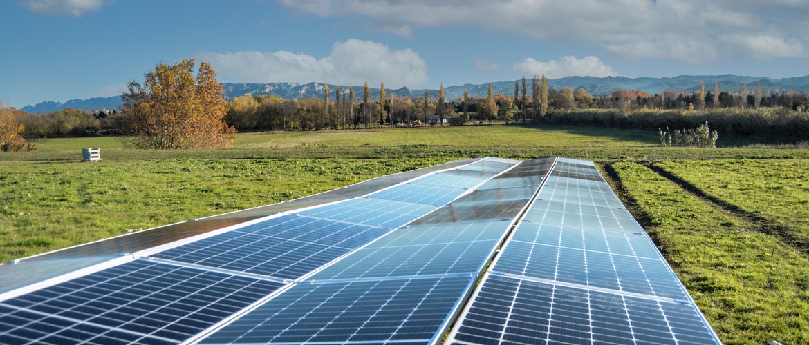 découvrez le photovoltaïque communautaire, une solution énergétique durable permettant aux collectivités de produire et de partager de l'énergie solaire. rejoignez un mouvement collaboratif pour réduire vos factures et contribuer à la transition énergétique.