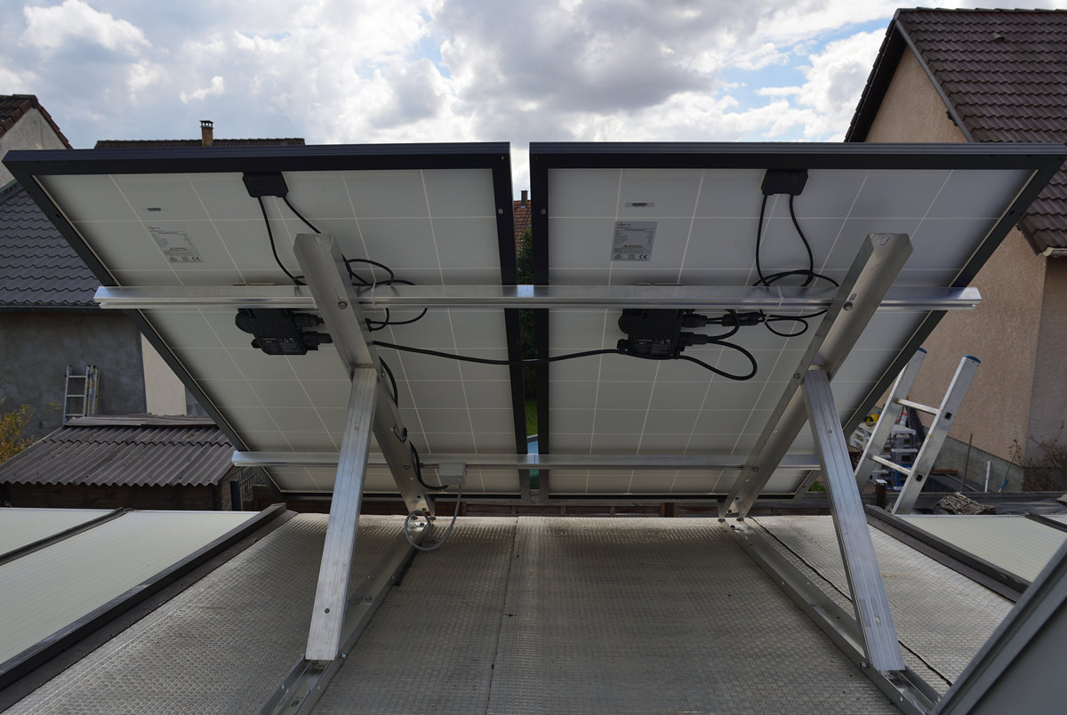 découvrez les dernières législations sur l'énergie photovoltaïque et participez à des forums d'échange d'informations et d'expériences. restez informé des lois en vigueur et des meilleures pratiques pour développer vos projets solaires.