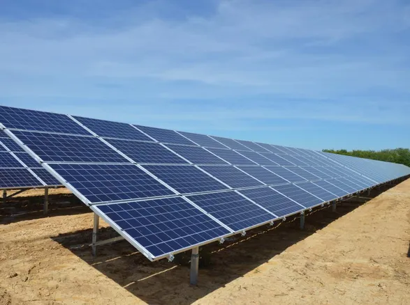 découvrez les solutions photovoltaïques à roanne pour exploiter l'énergie solaire et réduire vos factures d'électricité. profitez d'installations sur mesure, d'une expertise locale et d'avantages écologiques pour un avenir durable.