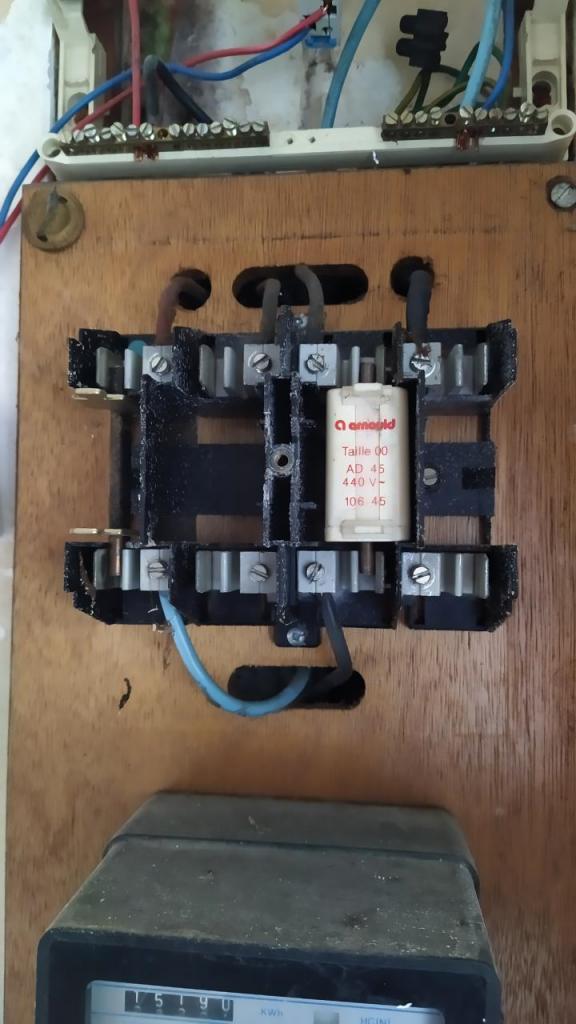 découvrez tout ce qu'il faut savoir sur le plombage edf : techniques, avantages, et conseils pour une intervention réussie. optimisez votre installation électrique en toute sécurité.